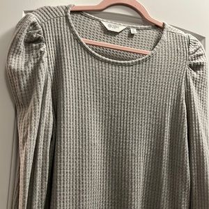 Candace Cameron Bure puffy sleeve gray waffle shirt never worn brand new